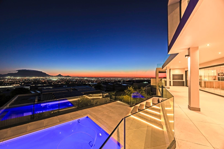 5 Bedroom Property for Sale in Baronetcy Estate Western Cape